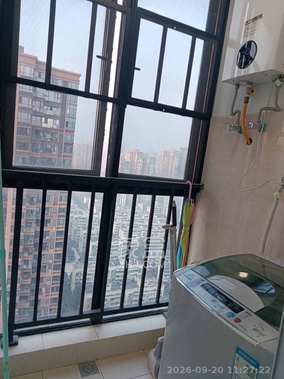 荣悦台  1室1厅1卫    1600.0元/月室内图
