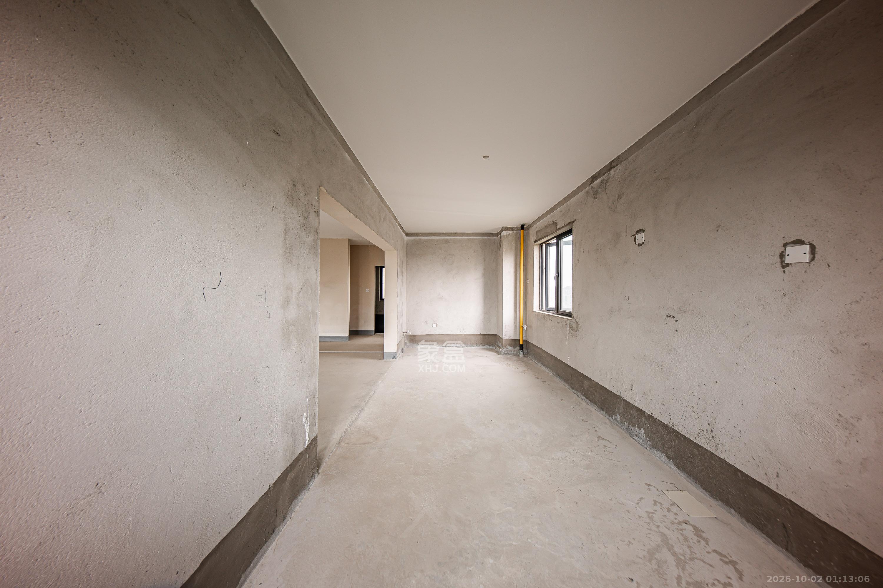 建投象山国际  6室2厅3卫    218.0万厨房