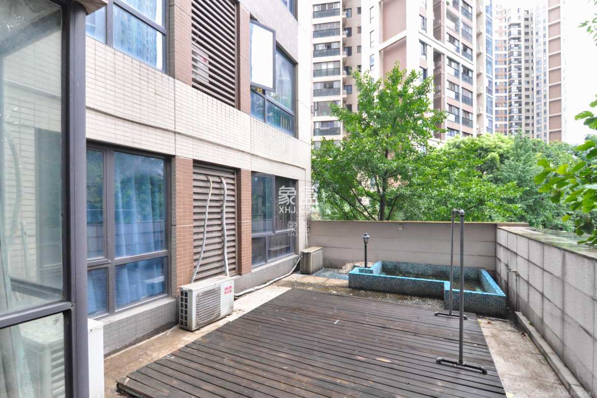 达美D6区 4室2厅2卫 125.0万 达美D6区 4室2厅2卫 125.0万其他