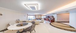 金色屋顶  4室2厅3卫    220.0万