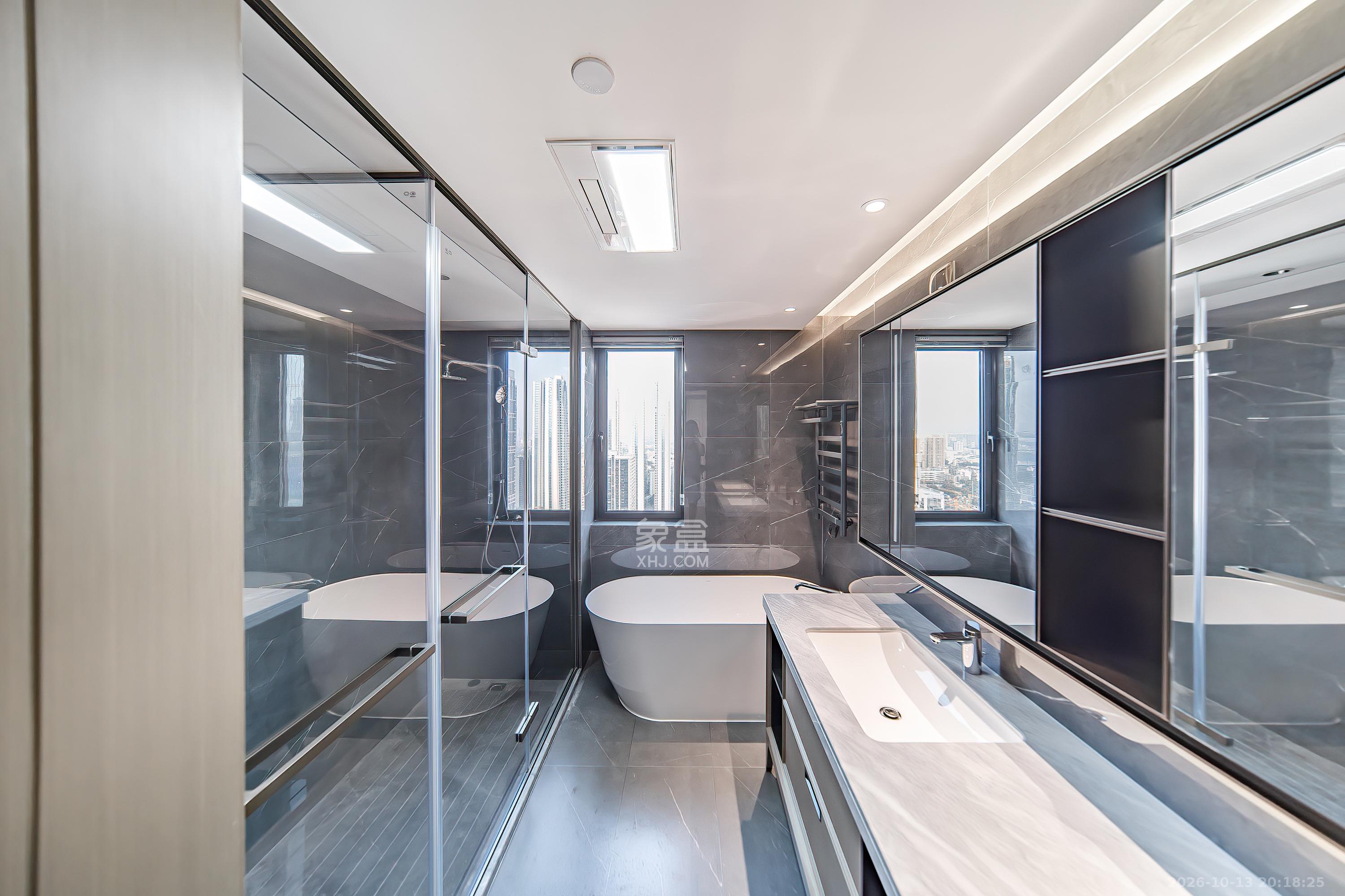 建发养云  4室2厅3卫    588.0万卫生间