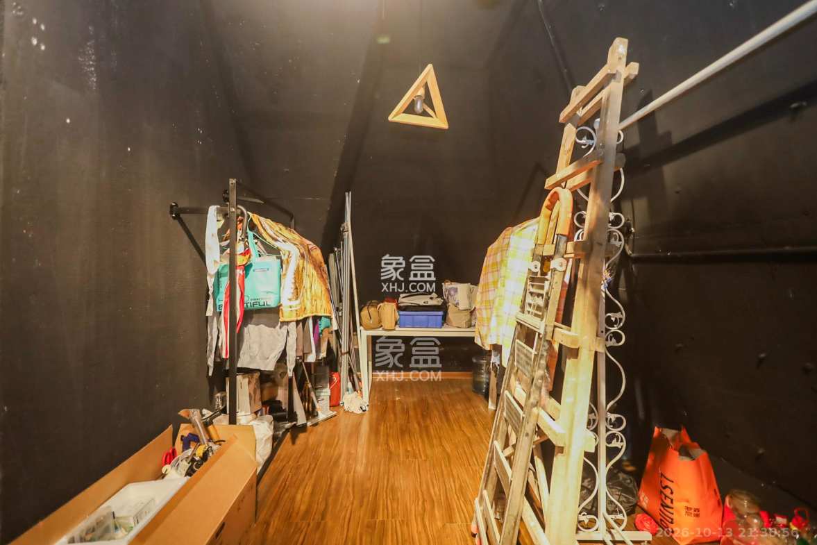 世茂铂翠湾二期 7室2厅4卫 318.0万 世茂铂翠湾二期 7室2厅4卫 318.0万其他