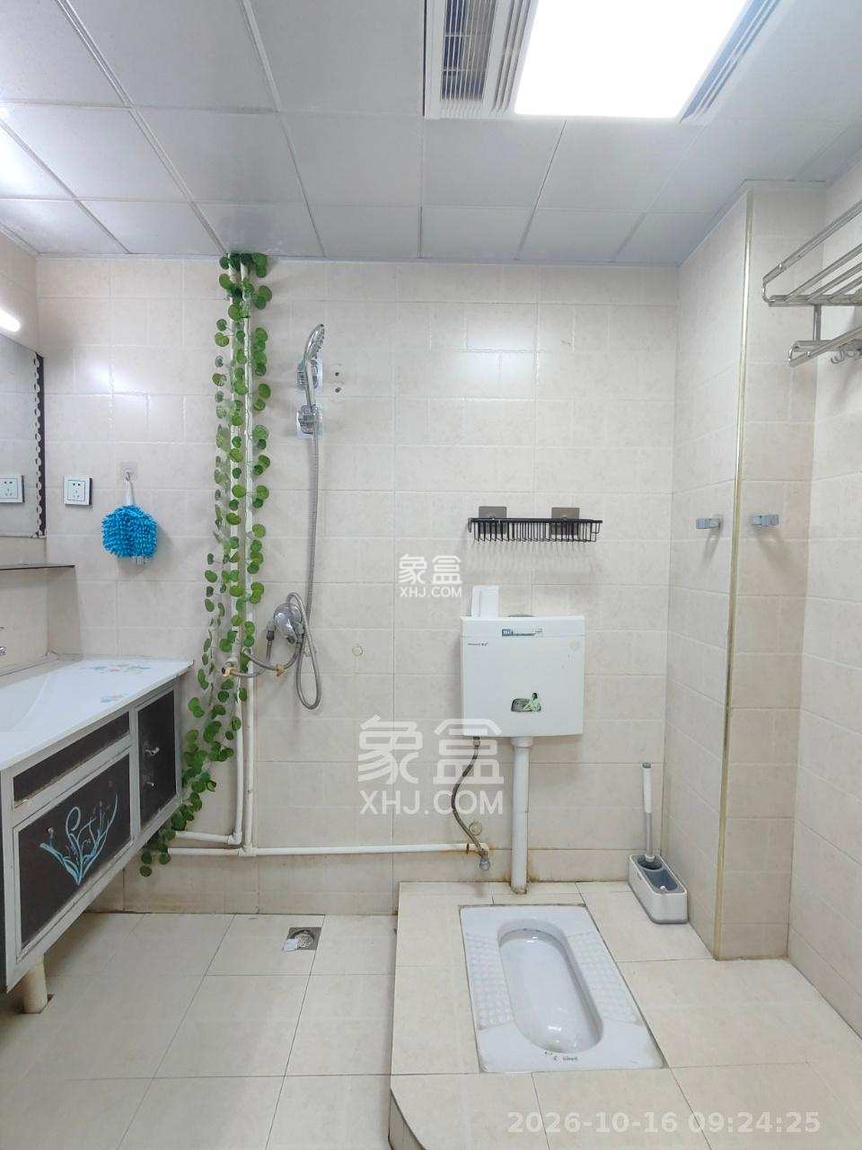 麓江春 1室1厅1卫 1700.0元/月 麓江春 1室1厅1卫 1700.0元/月室内图