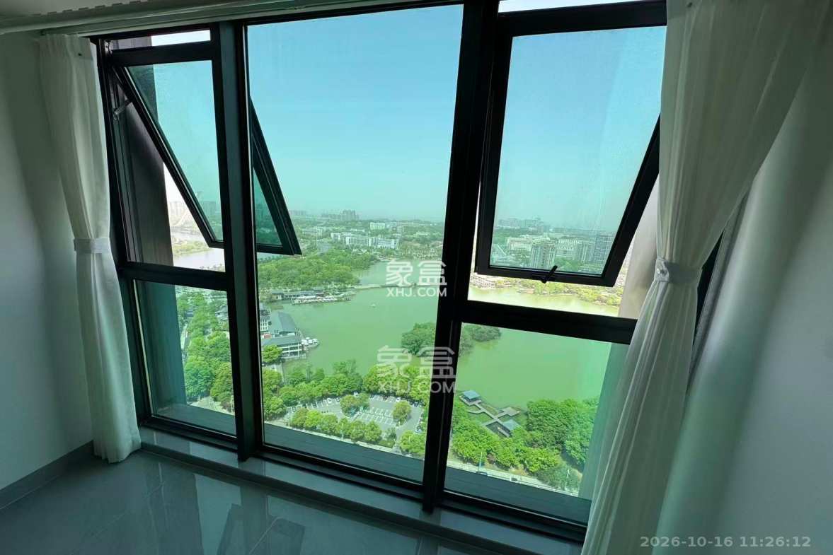 绿地V岛B区 2室1厅1卫 2300.0元/月 绿地V岛B区 2室1厅1卫 2300.0元/月室内图