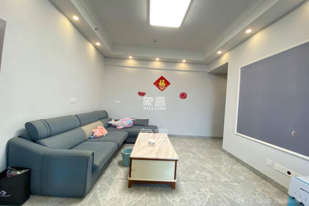 江南华府 2室2厅1卫 2500.0元/月 江南华府 2室2厅1卫 2500.0元/月室内图