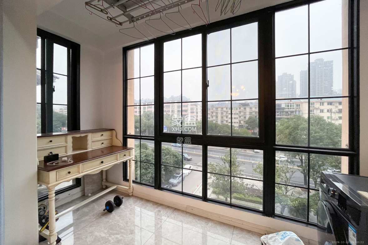 沁园春御院 3室2厅1卫 120.0万 沁园春御院 3室2厅1卫 120.0万其他