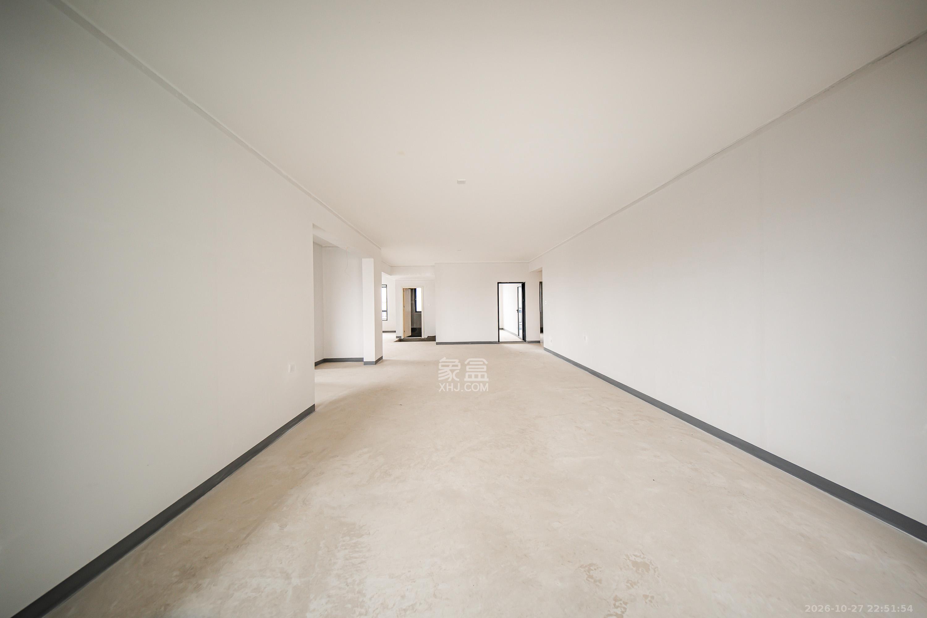 建投象山国际  4室2厅2卫    142.0万