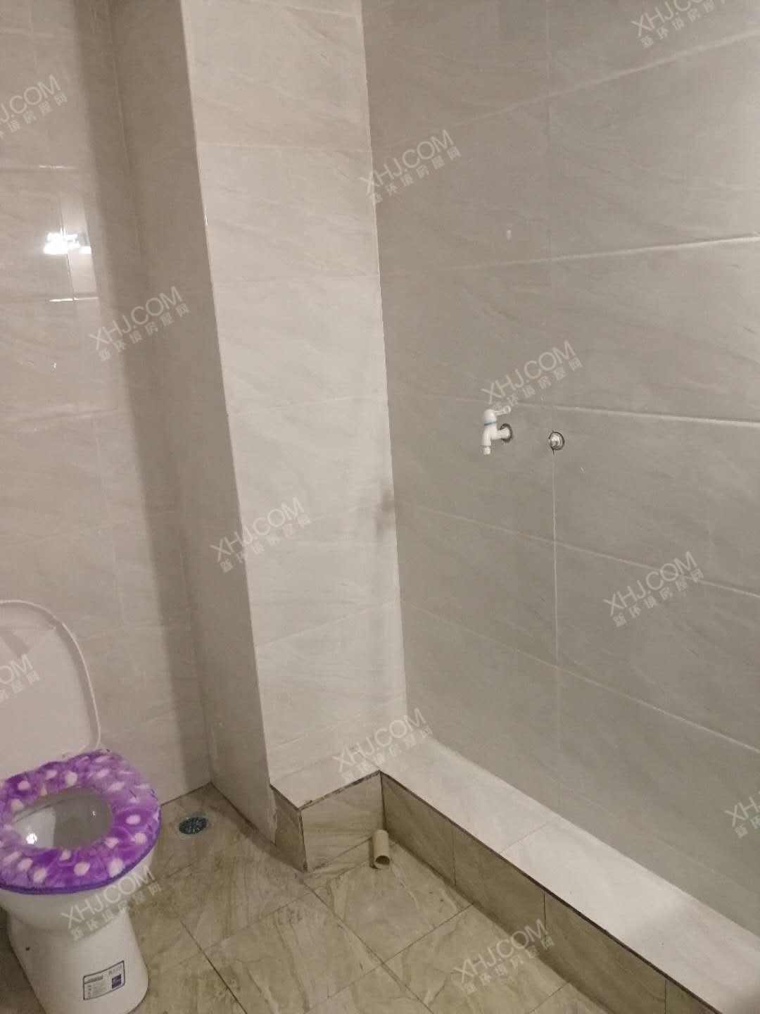 保利星座  2室2厅2卫   3200.00元/月室内图