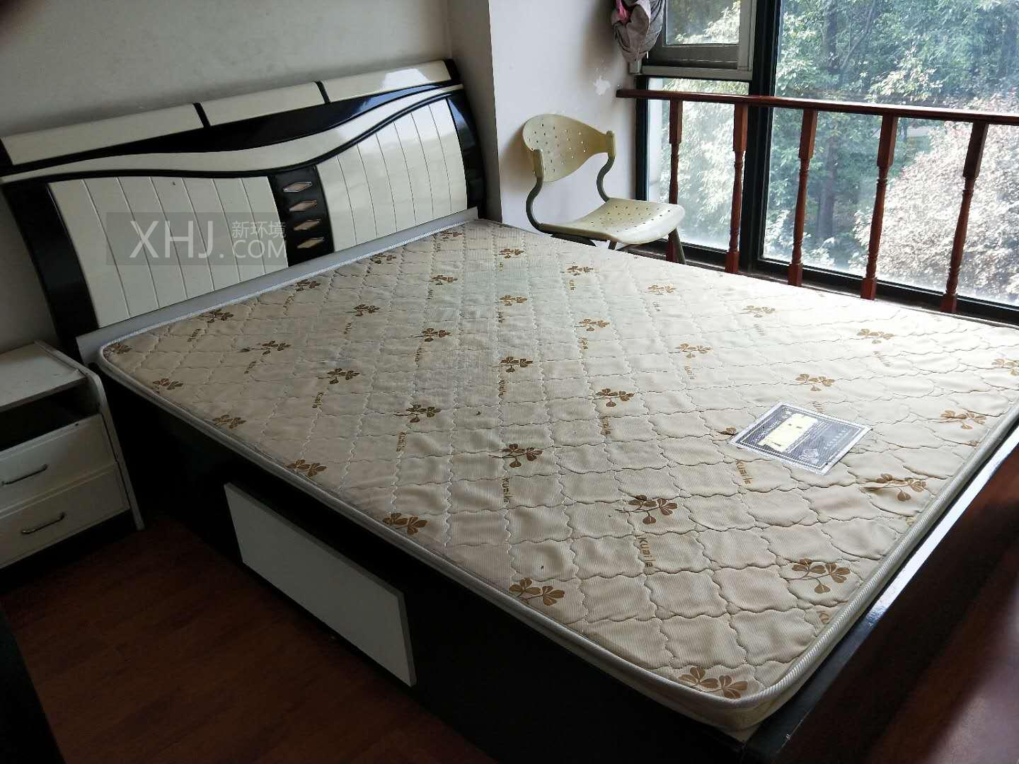 美丽朋城  1室1厅1卫   76.00万客厅