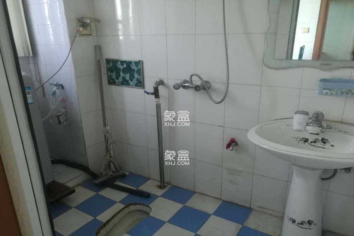 杉塘路散盘 2室2厅1卫 800.0元/月 杉塘路散盘 2室2厅1卫 800.0元/月室内图