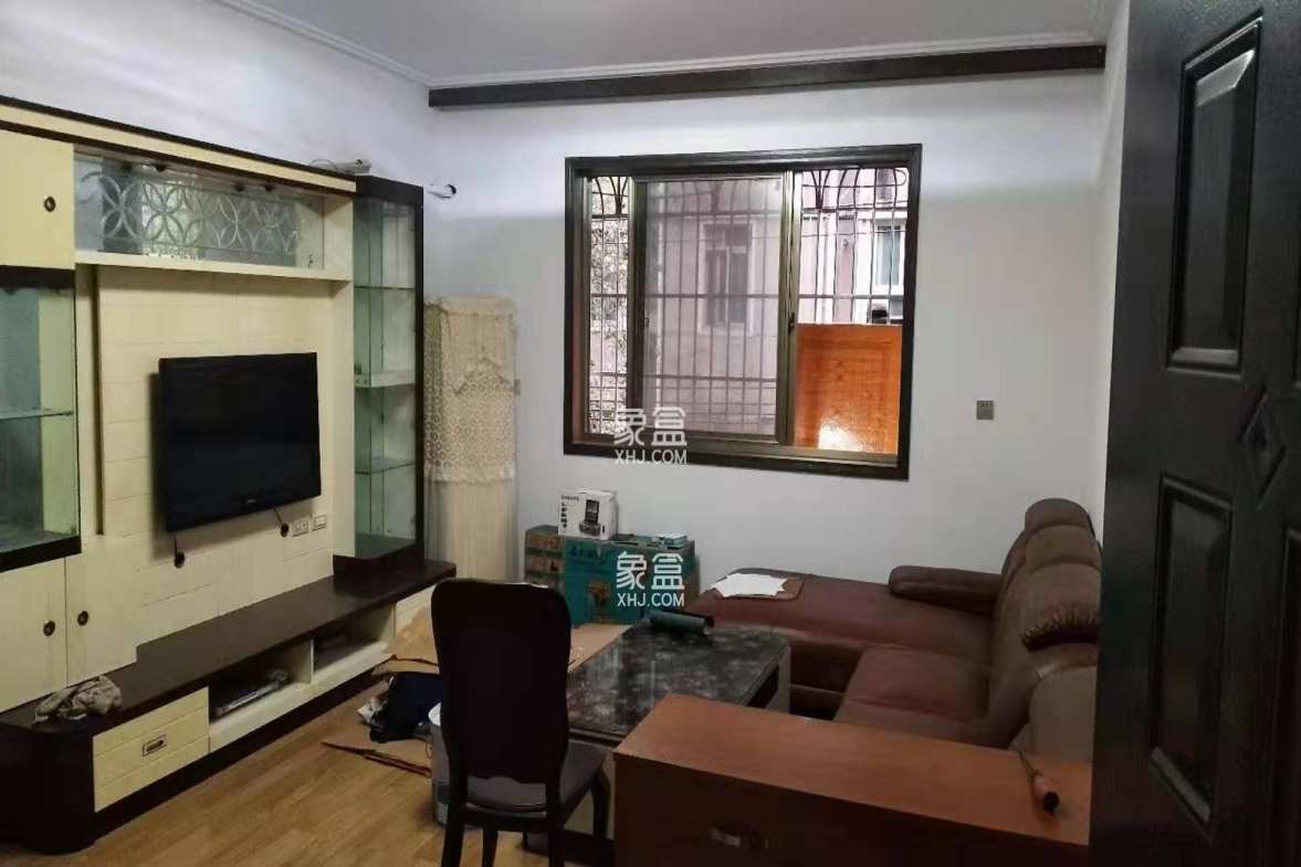 塘石村 2室2厅1卫 1500.0元/月 塘石村 2室2厅1卫 1500.0元/月室内图