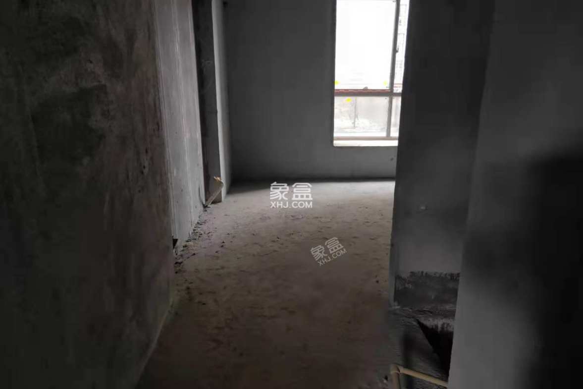 康城上品  3室2厅2卫    68.0万 康城上品  3室2厅2卫    68.0万卧室