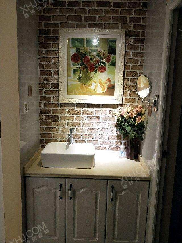 南湖半岛 2室2厅1卫 2300.00元/月 南湖半岛 2室2厅1卫 2300.00元/月室内图