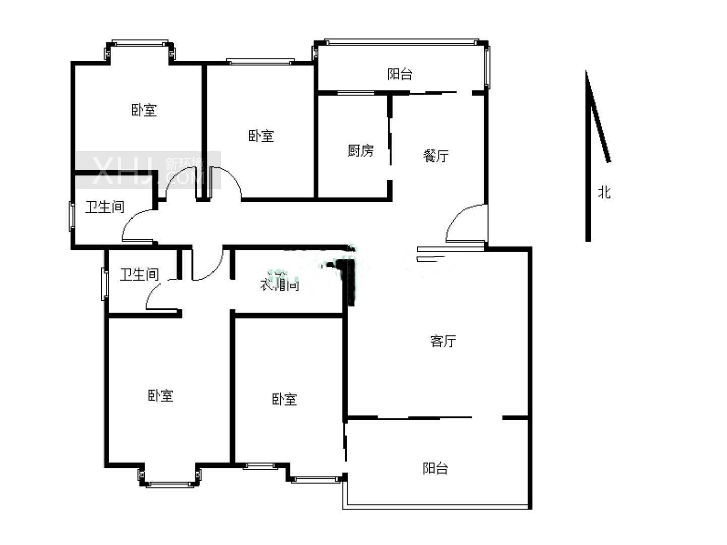 齐力碧水湾  4室2厅2卫   340.00万客厅