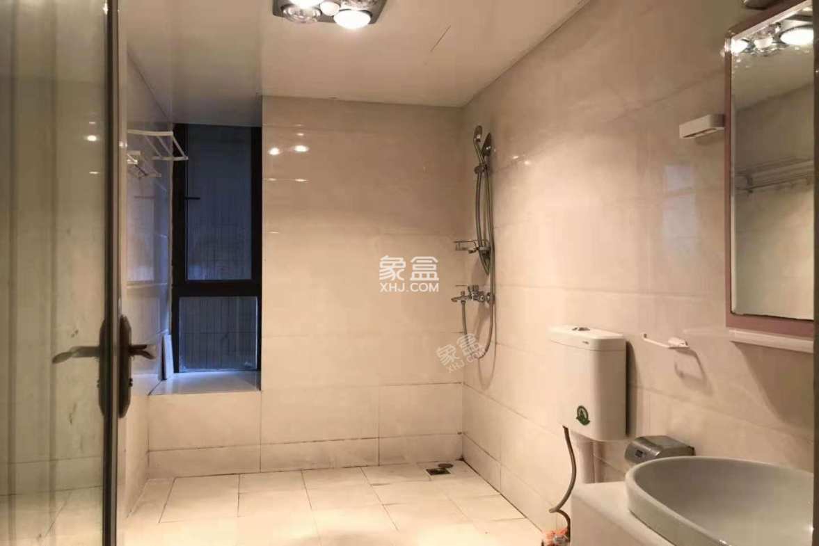 保利心语四期  3室1厅1卫    3300.0元/月 保利心语四期  3室1厅1卫    3300.0元/月室内图