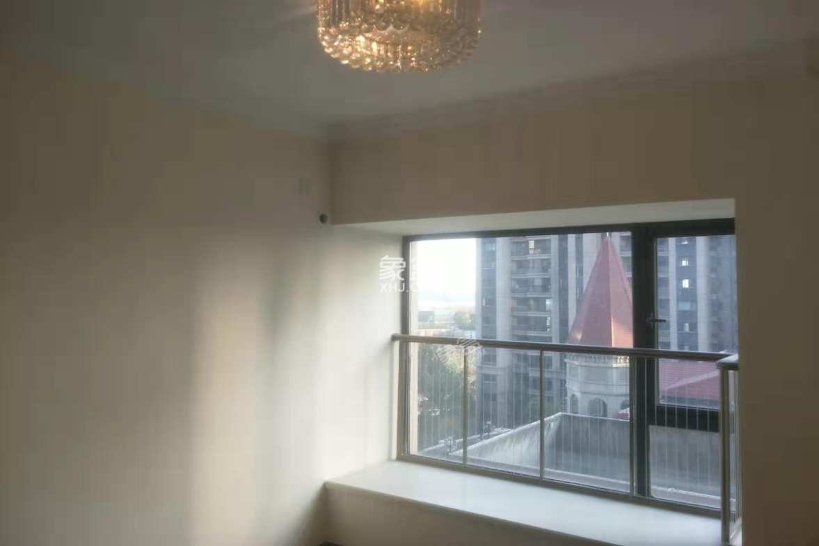 恒大南湖半岛  3室2厅2卫    2000.0元/月 恒大南湖半岛  3室2厅2卫    2000.0元/月室内图