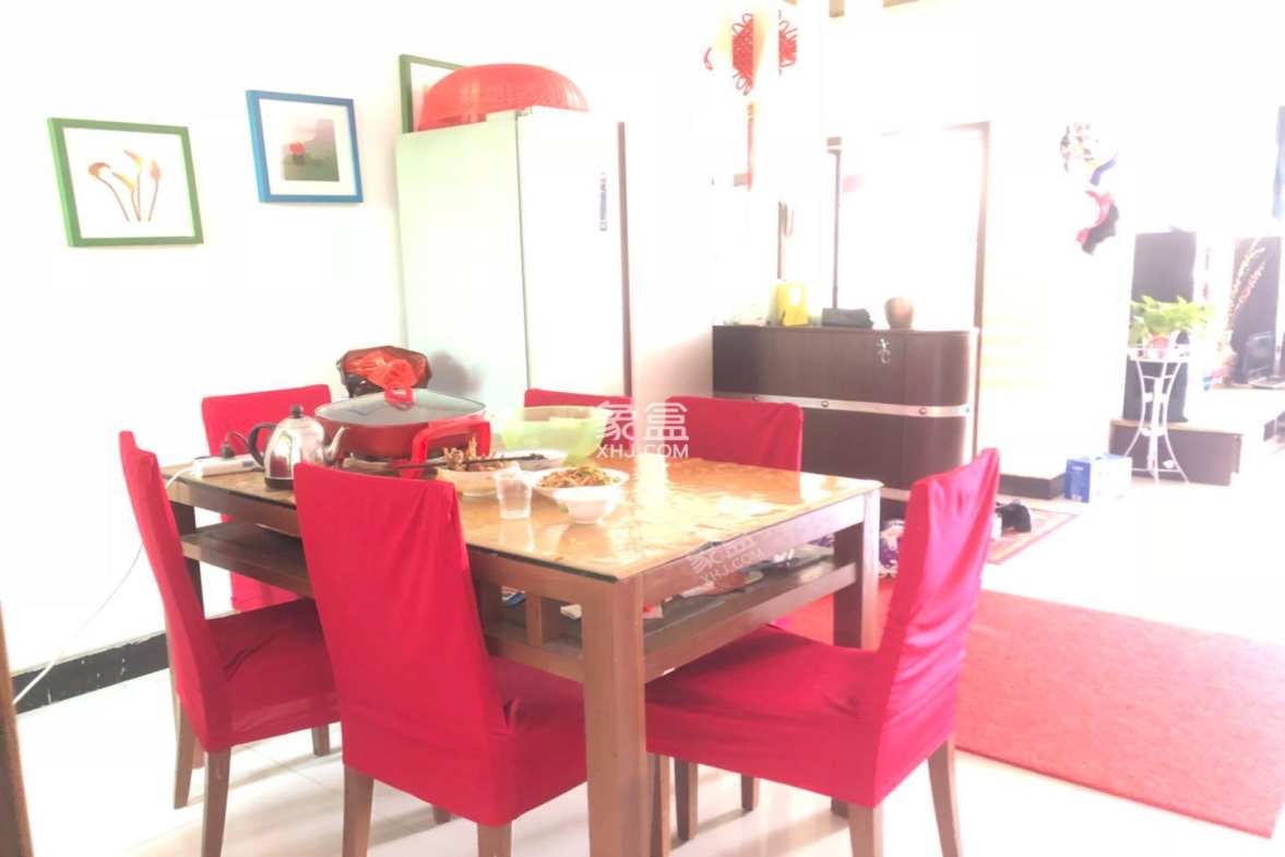 长春东路散盘 3室2厅2卫 58.5万 长春东路散盘 3室2厅2卫 58.5万卫生间