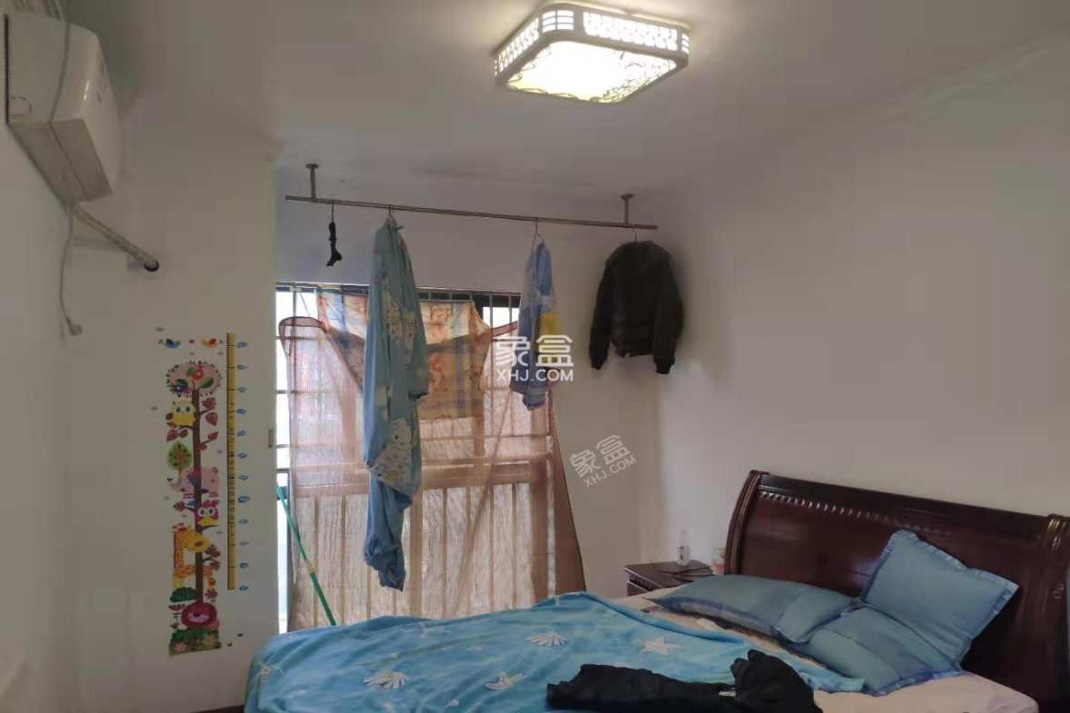 M国际 2室2厅1卫 1600.00元/月 M国际 2室2厅1卫 1600.00元/月室内图