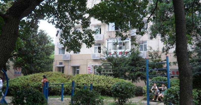 吉景小区 3室1厅1卫 2800.0元/月 吉景小区 3室1厅1卫 2800.0元/月小区图