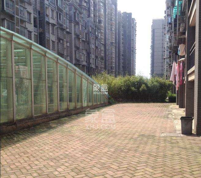 含浦家苑 4室2厅2卫 1680.0元/月 含浦家苑 4室2厅2卫 1680.0元/月小区图