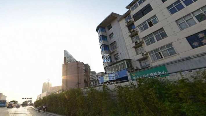 响东菜市场 响东菜市场室内图2