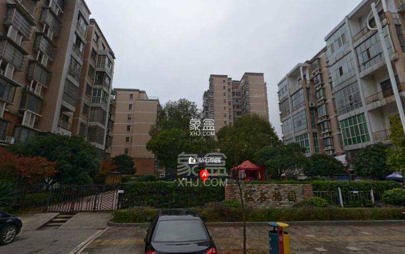 钻石怡园 6室3厅1卫 2800.0元/月 钻石怡园 6室3厅1卫 2800.0元/月小区图