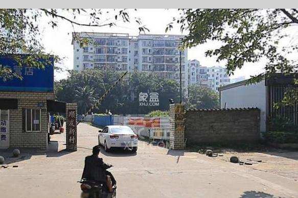 顺发新村 4室2厅2卫 80.11万 顺发新村 4室2厅2卫 80.11万小区图