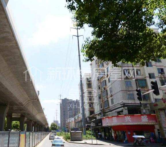 马王堆灯饰布艺城 马王堆灯饰布艺城室内图2