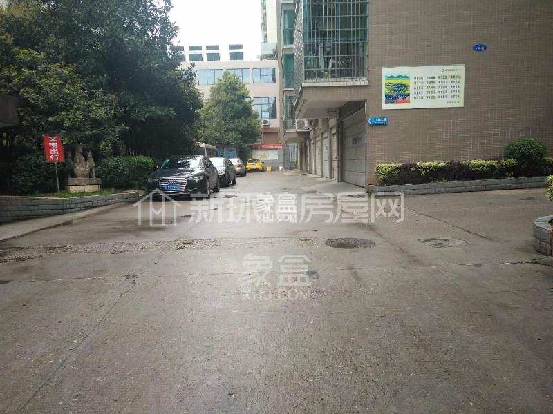 顺枫苑  3室2厅2卫    2500.0元/月 顺枫苑  3室2厅2卫    2500.0元/月小区图