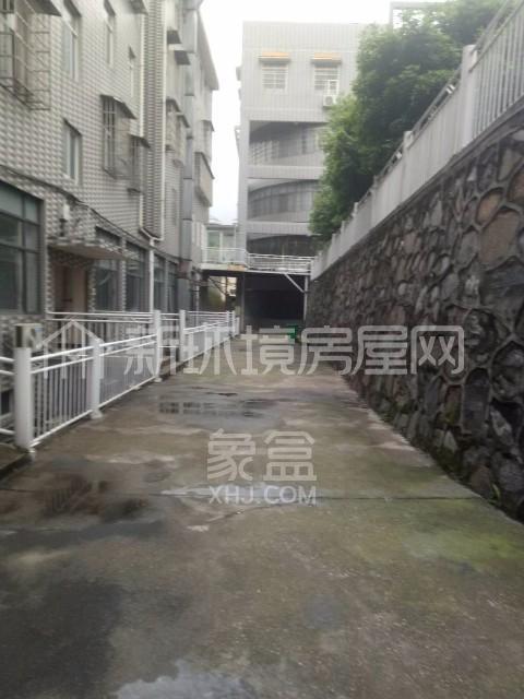 益阳电脑美术职业学校商住楼室内图2