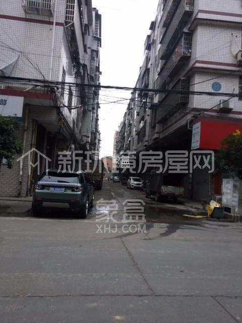 石头铺安置小区  2室2厅1卫    850.0元/月 石头铺安置小区  2室2厅1卫    850.0元/月室内图1