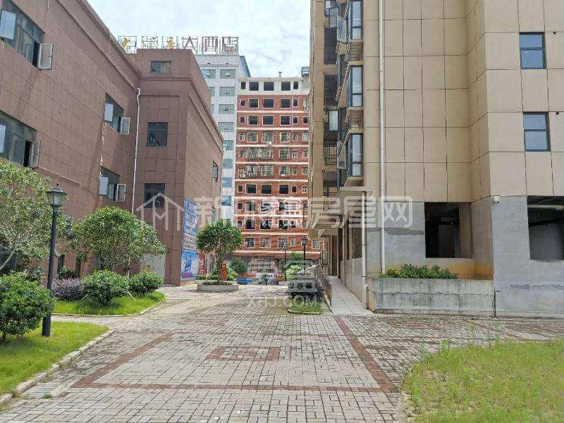 壹号公馆 3室2厅2卫 107.0万 壹号公馆 3室2厅2卫 107.0万小区图