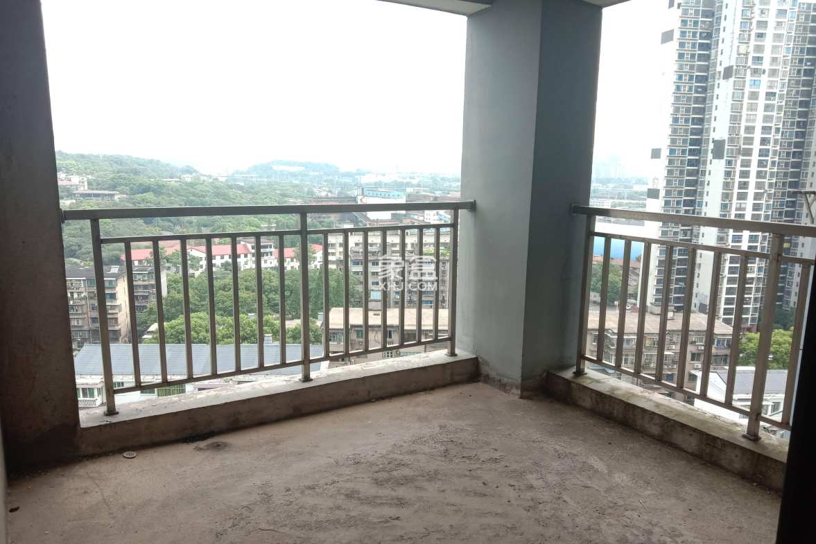 圣华名城建设北路110号 3室2厅1卫 60.0万 圣华名城建设北路110号 3室2厅1卫 60.0万客厅