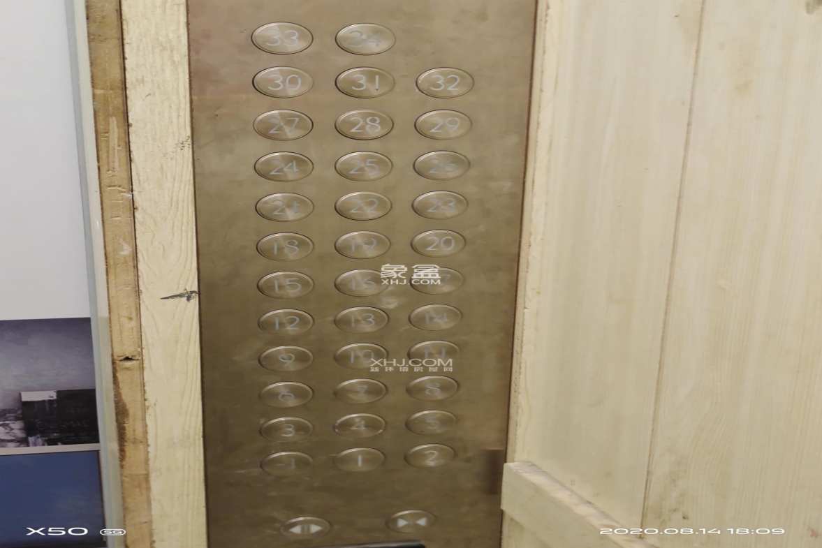 领御一方中心  1室1厅2卫    1500.0元/月 领御一方中心  1室1厅2卫    1500.0元/月小区图