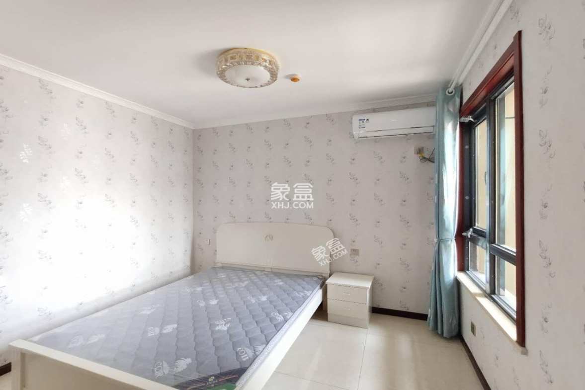 杨家村小区  2室2厅1卫   2700.00元/月室内图