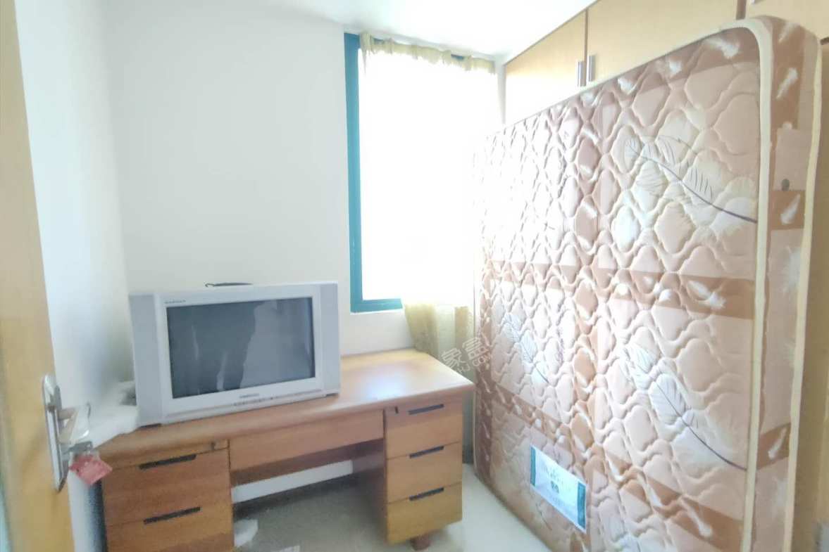 顺枫苑  3室2厅2卫    2500.0元/月 顺枫苑  3室2厅2卫    2500.0元/月室内图