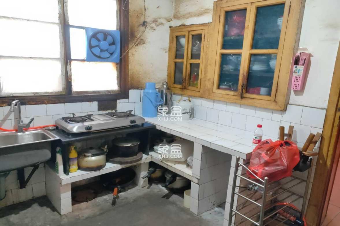 来园村 2室1厅1卫 700.0元/月 来园村 2室1厅1卫 700.0元/月室内图