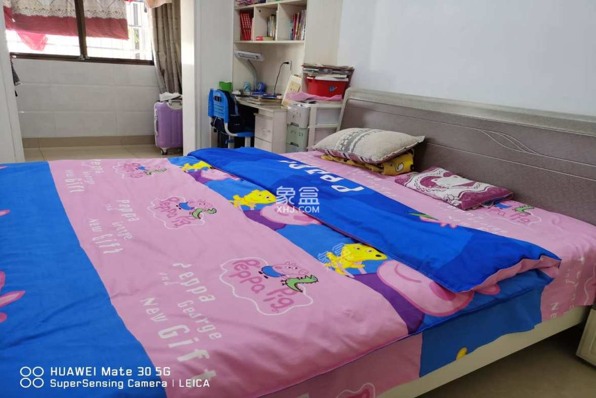 全丰小区  3室2厅2卫    60.0万 全丰小区  3室2厅2卫    60.0万卧室