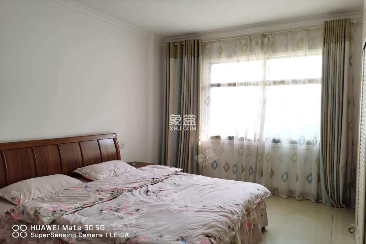 全丰小区  3室2厅2卫    60.0万 全丰小区  3室2厅2卫    60.0万客厅