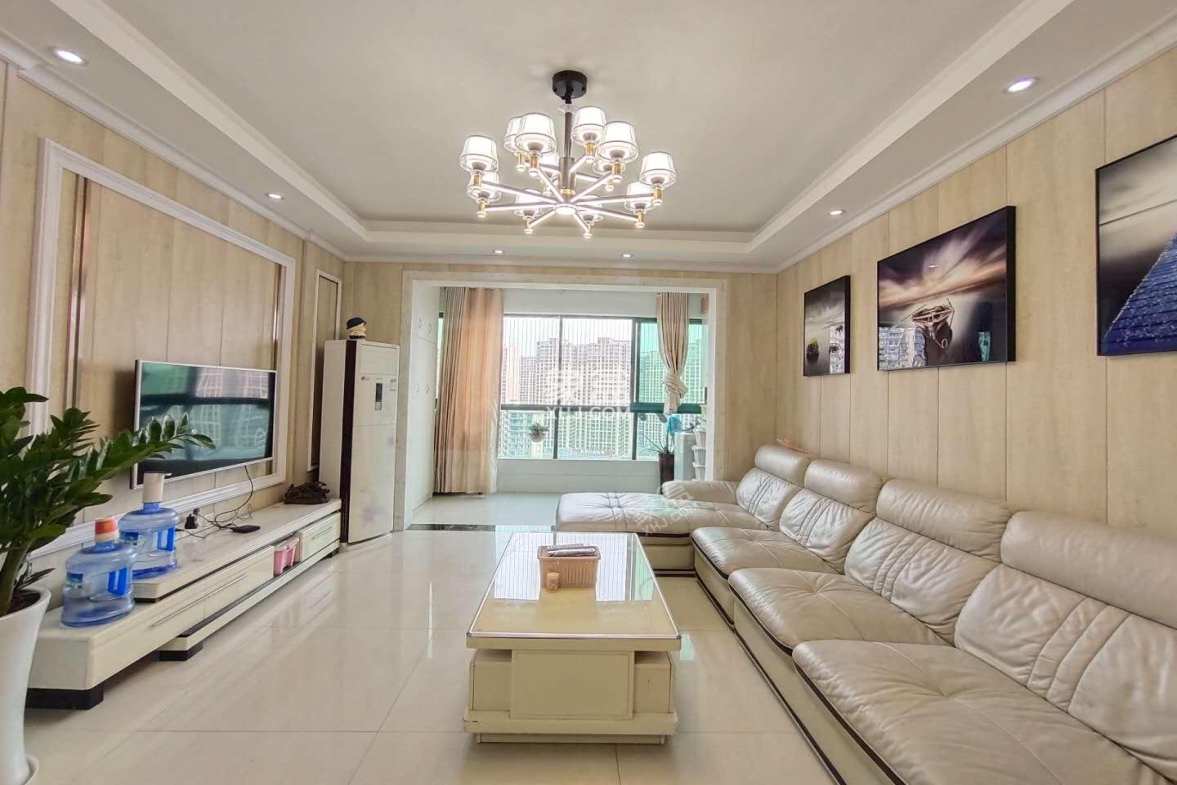 沐林美郡 2室2厅1卫 64.8万 沐林美郡 2室2厅1卫 64.8万客厅