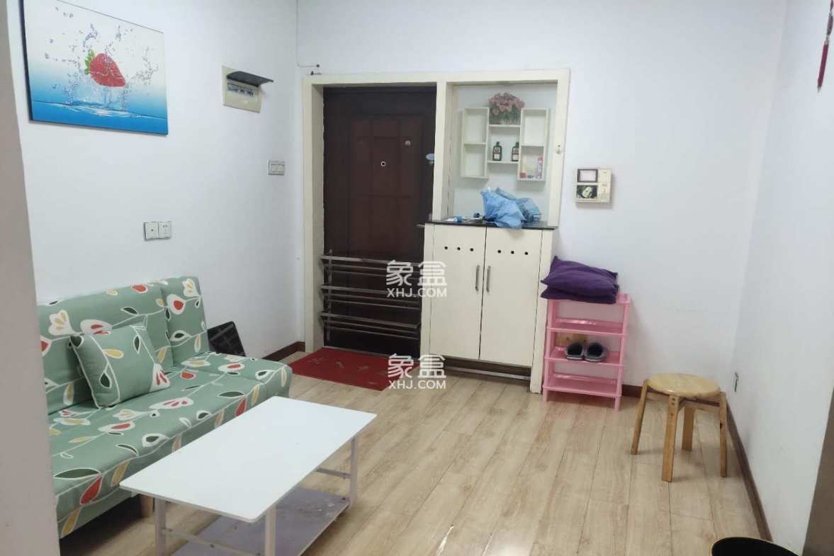 湘禄大酒店 1室1厅1卫 1200.00元/月 湘禄大酒店 1室1厅1卫 1200.00元/月室内图