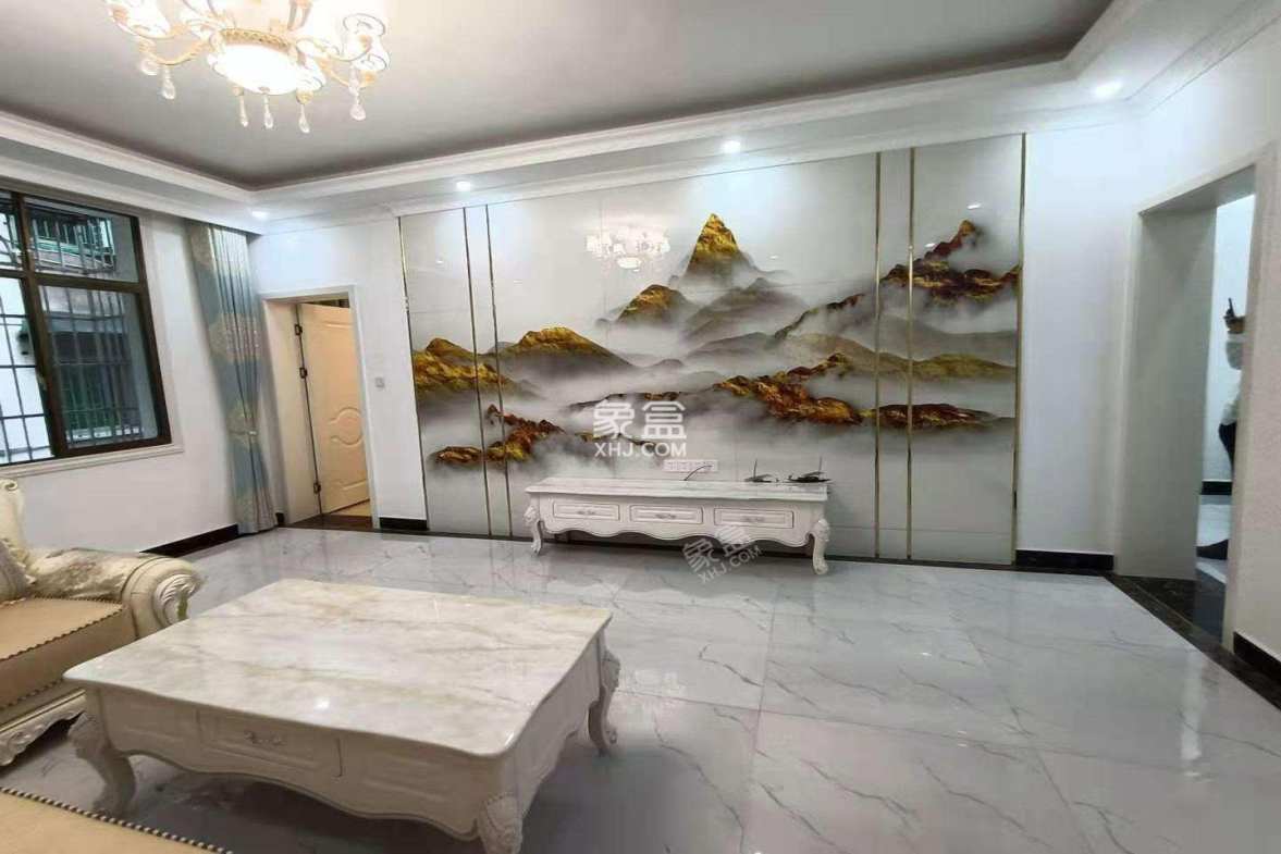 桃花山庄小区  3室2厅1卫    52.8万 桃花山庄小区  3室2厅1卫    52.8万客厅