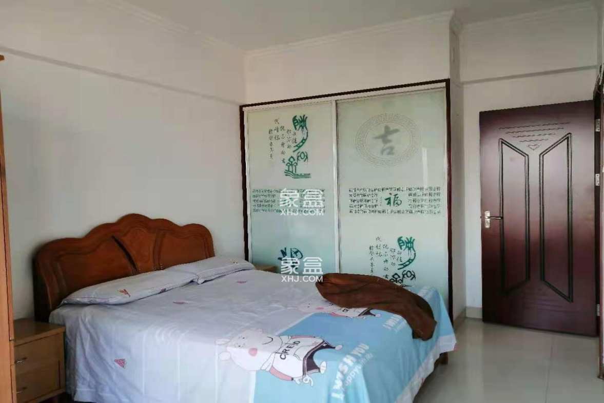 富华商业广场 1室1厅1卫 1300.00元/月 富华商业广场 1室1厅1卫 1300.00元/月室内图