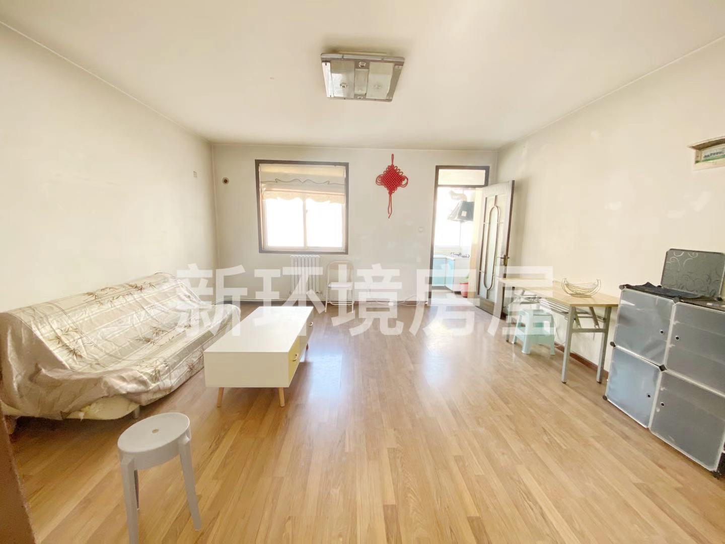 华富园小区  2室1厅1卫   1800.00元/月室内图1
