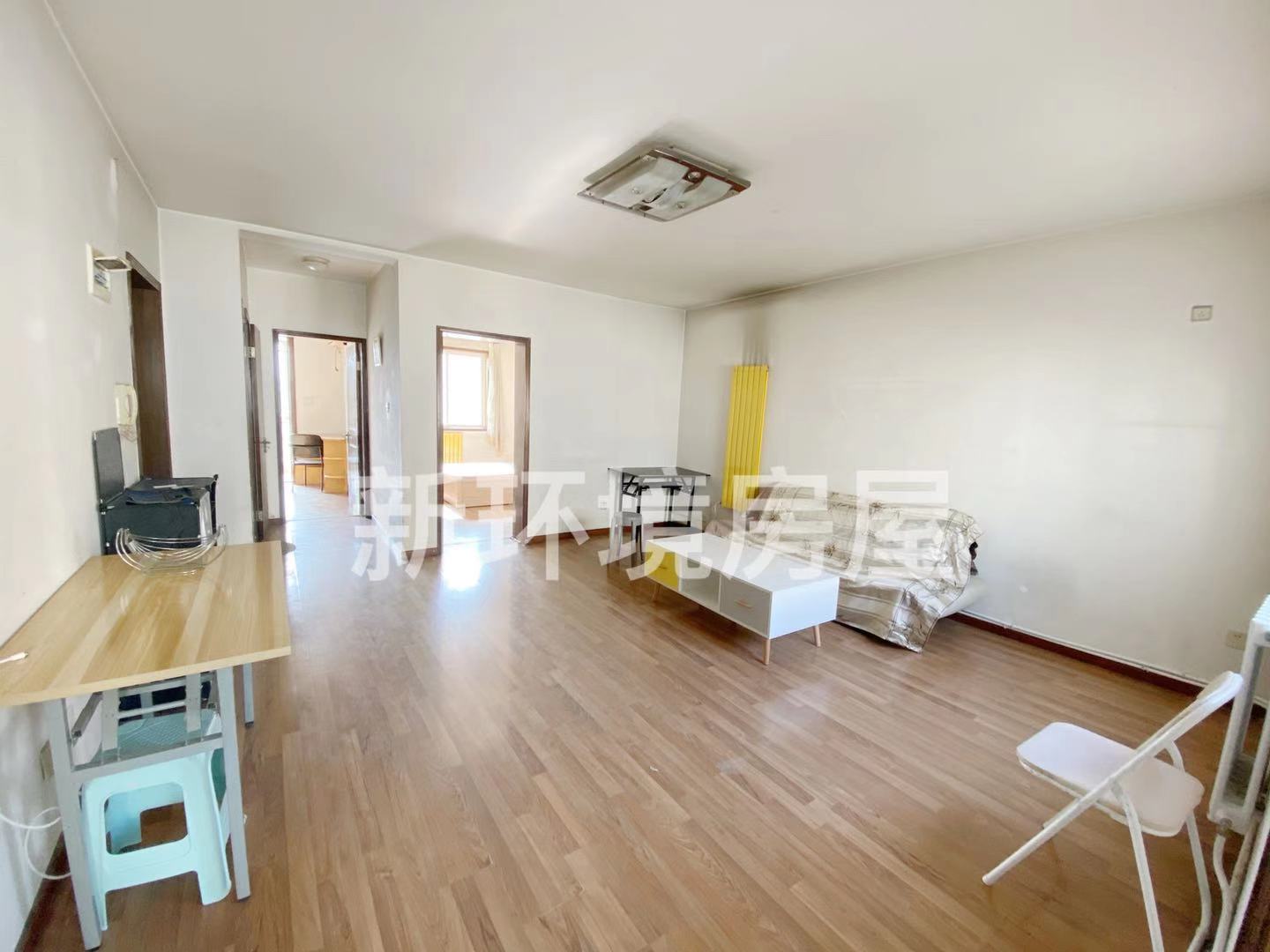 华富园小区  2室1厅1卫   1800.00元/月室内图