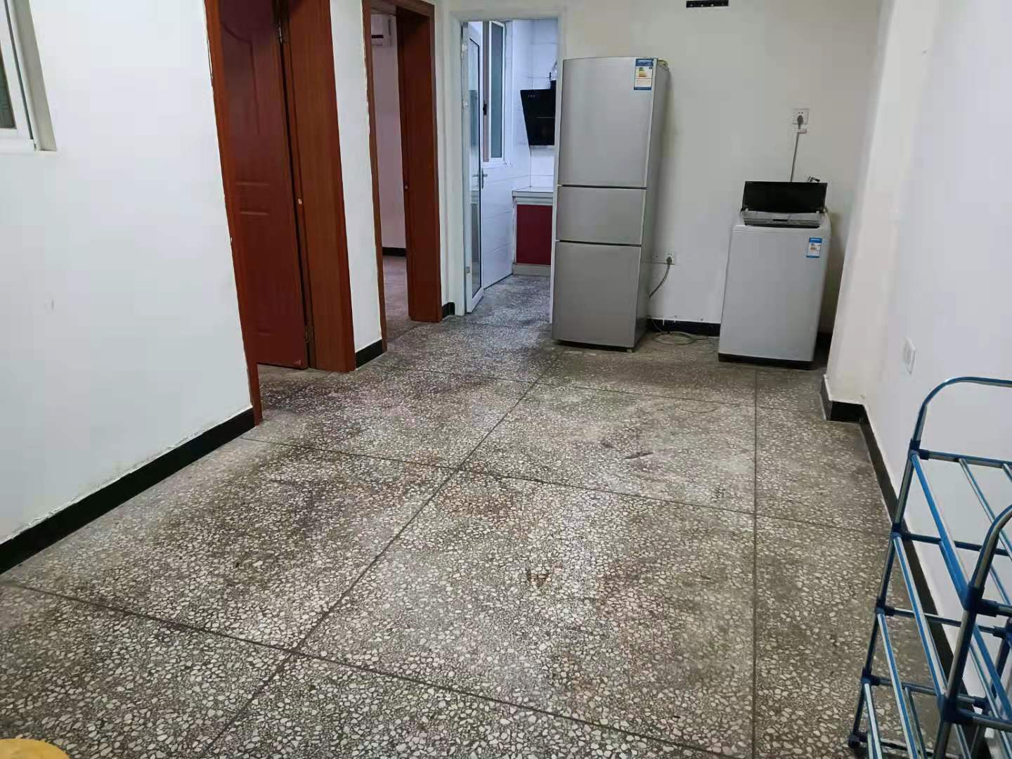 金鹰机电大市场 2室1厅1卫 1100.0元/月 金鹰机电大市场 2室1厅1卫 1100.0元/月户型图