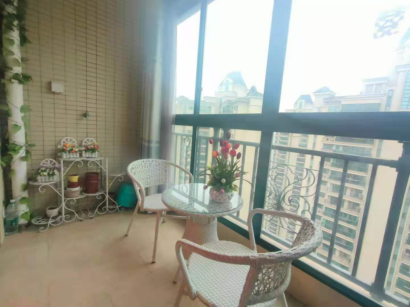 恒大绿洲  3室2厅1卫   2500.00元/月室内图