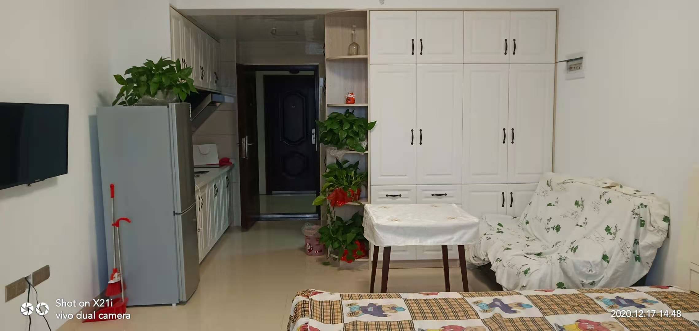 梓湖明珠  1室1厅1卫    1500.0元/月 梓湖明珠  1室1厅1卫    1500.0元/月