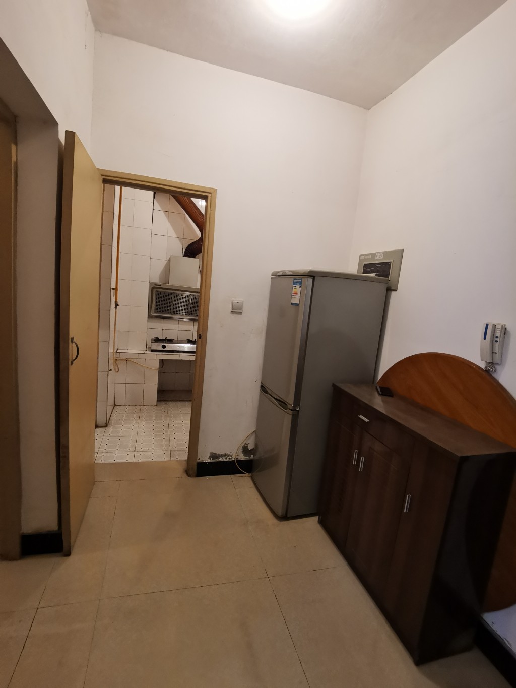 南湖锦苑 1室1厅1卫 1500.0元/月 南湖锦苑 1室1厅1卫 1500.0元/月室内图