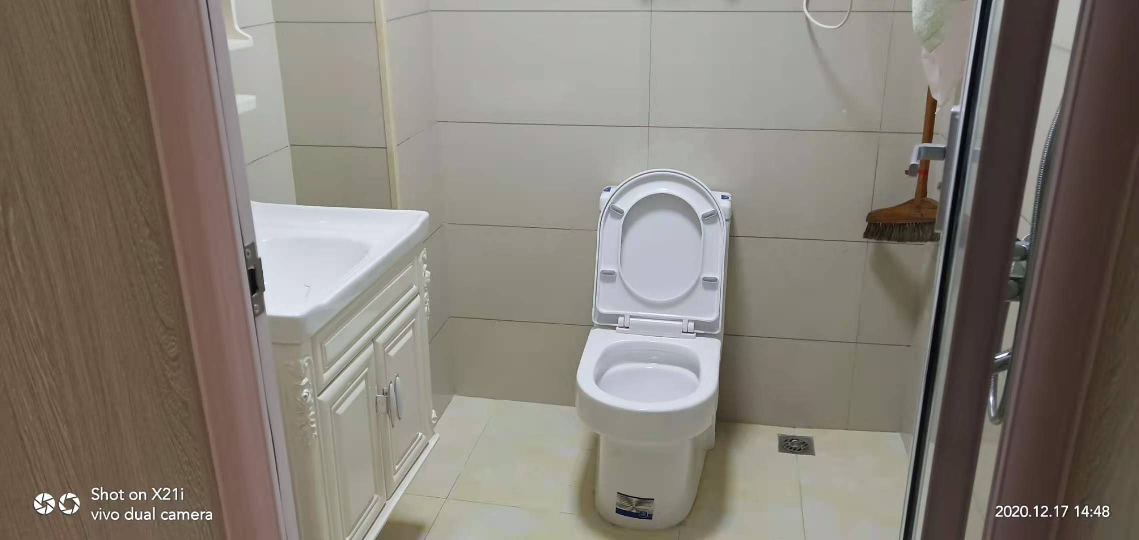 梓湖明珠  1室1厅1卫   1500.00元/月室内图